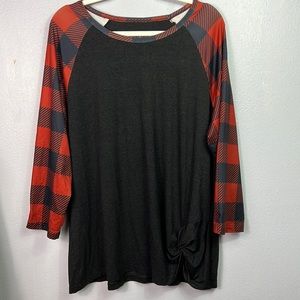 Crazy Train Gray and Buffalo Plaid Sleeve Twist Hem Top XXL